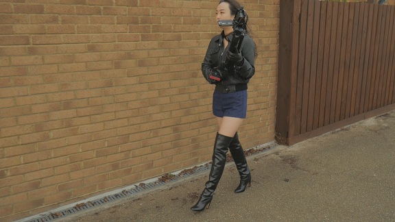 Girl-in-leather-overknee-boots-leather-jacket