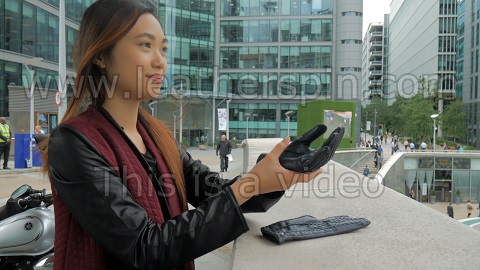 Chinese-Girl-in-leather-gloves-leather-jacket-overknee-leather-boots